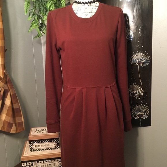 DE Collection long sleeve sweatshirt dress - Picture 2 of 9